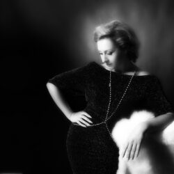 Fine Art Foto – Svetlana